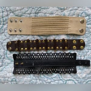 Set of 3 leather/suede bracelets